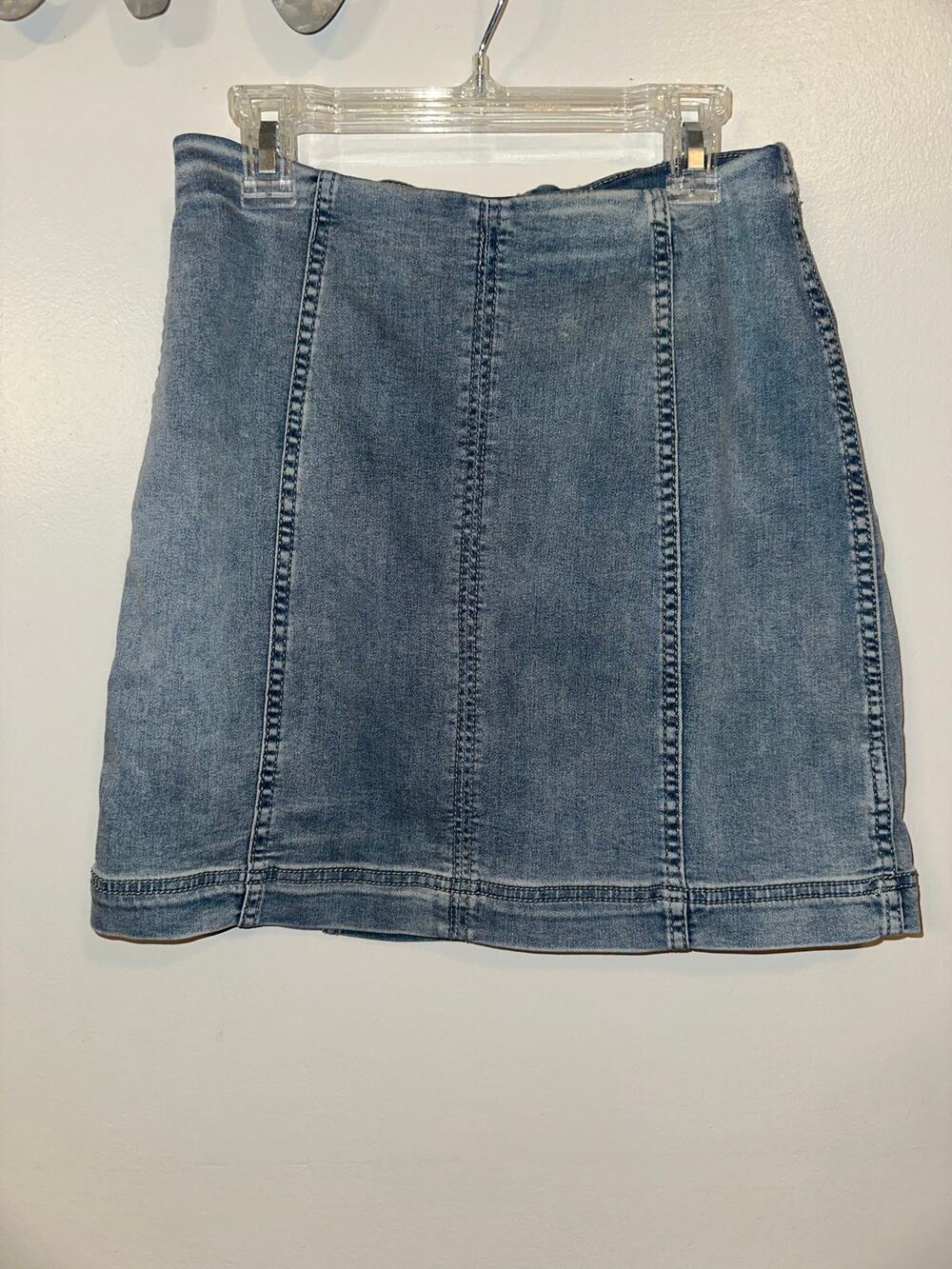Free People Denim Mini Skirt Size 6 Blue High Rise Exposed Back Zip